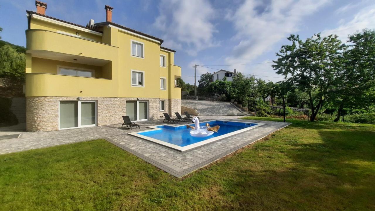Apartman Ela Donji Rukavac Exterior photo