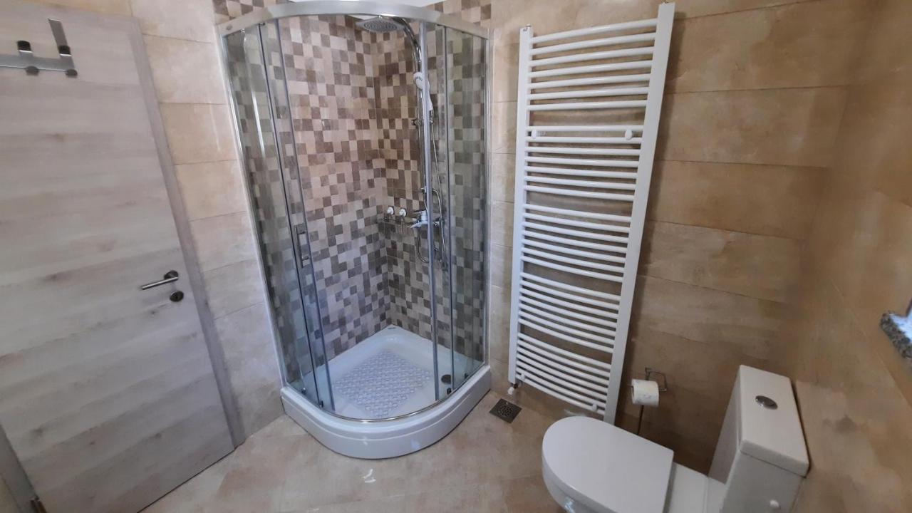 Apartman Ela Donji Rukavac Exterior photo